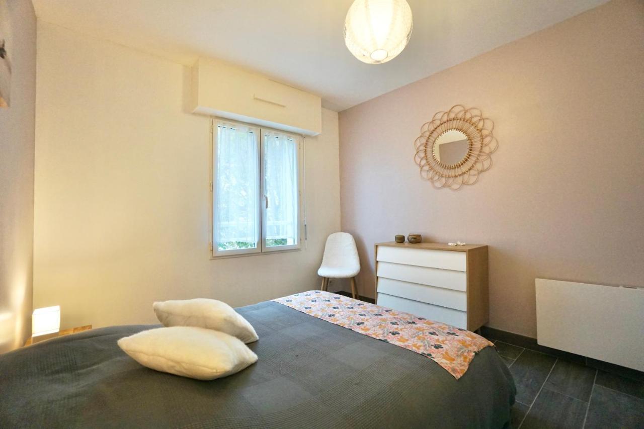 L'Atoll *Hyper Centre*Parking* Apartment Конкарно Екстериор снимка